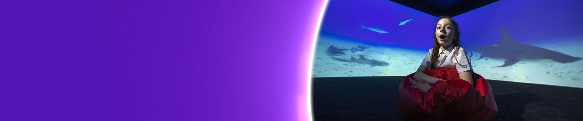 Girl in a immersive classroom