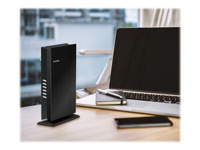 NETGEAR Nighthawk EAX20 Wi-Fi 6 Mesh Range Extender