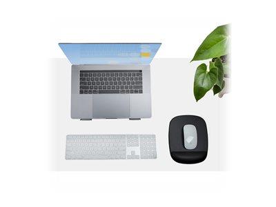 StarTech.com Mouse Pad - Cushioned/Non-Slip